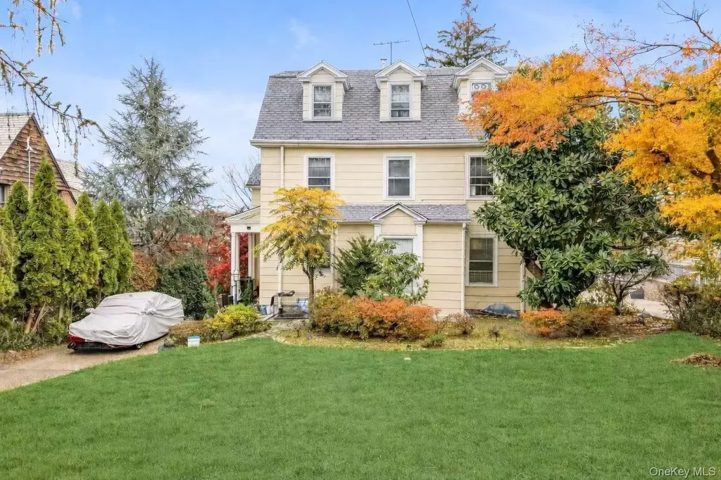 38-19 223rd Street Bayside NY 11361