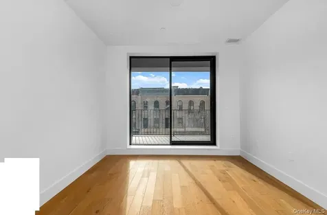 499 Evergreen Avenue Brooklyn NY 11221