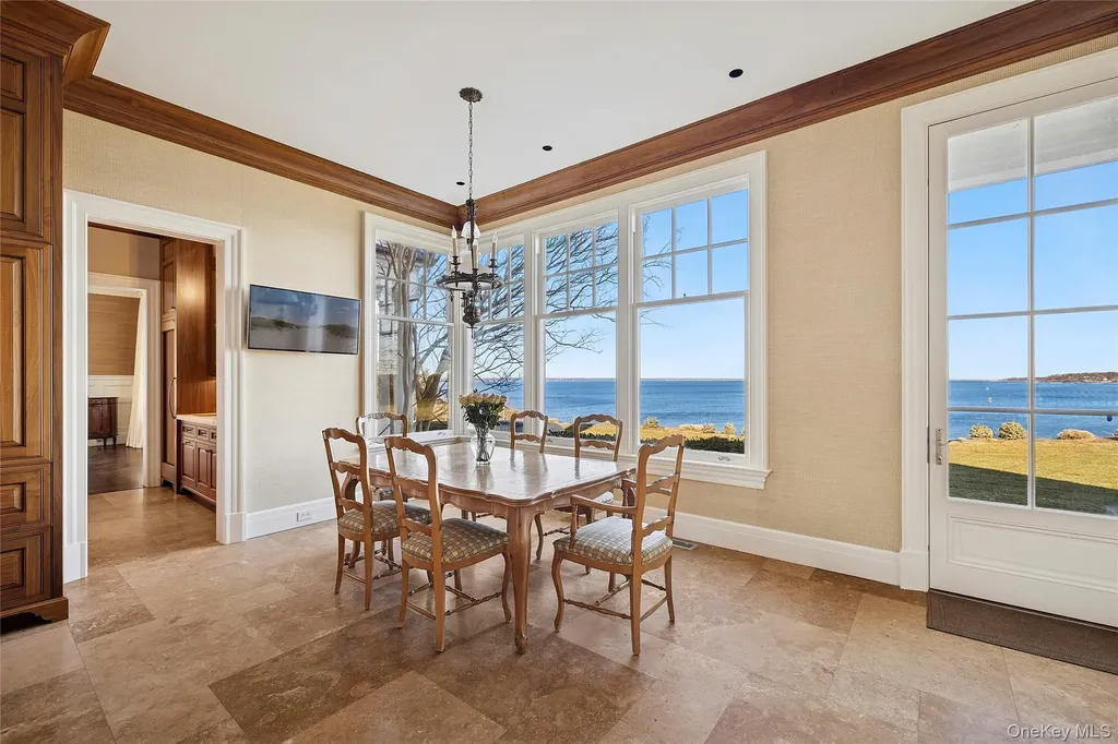 30 Forest Drive Sands Point NY 11050