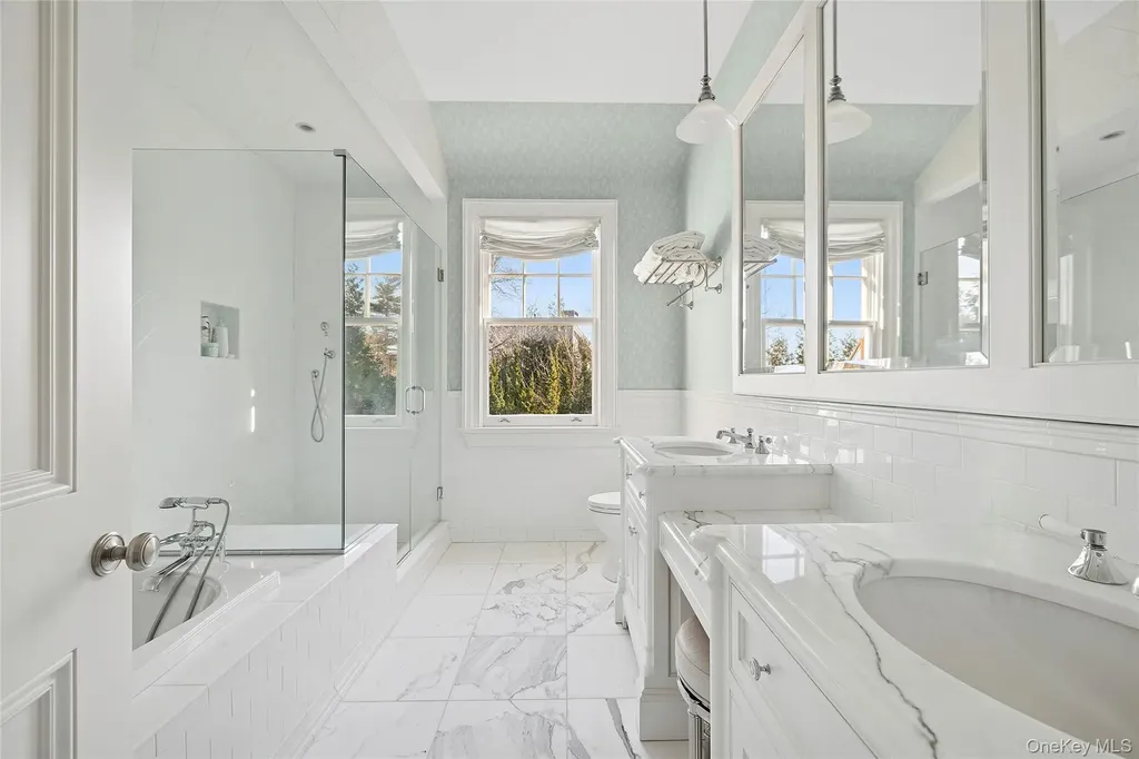 30 Forest Drive Sands Point NY 11050