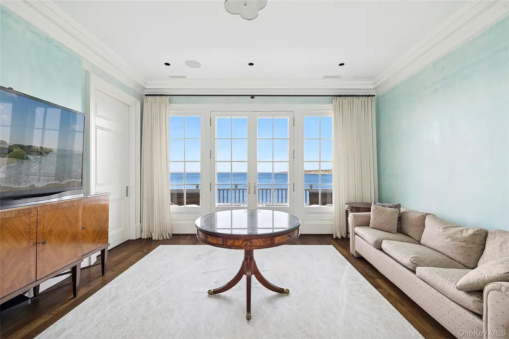 30 Forest Drive Sands Point NY 11050