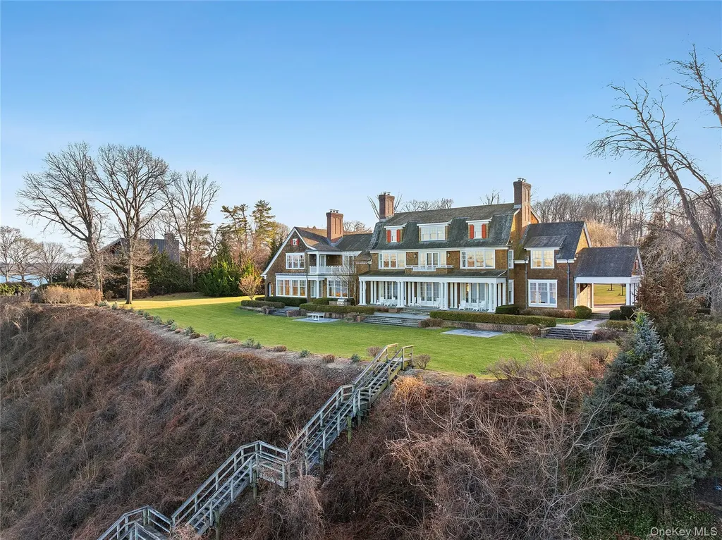 30 Forest Drive Sands Point NY 11050