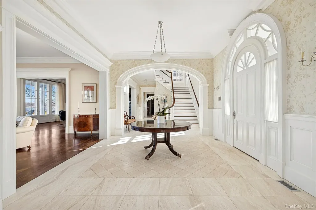30 Forest Drive Sands Point NY 11050