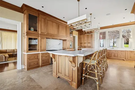 30 Forest Drive Sands Point NY 11050