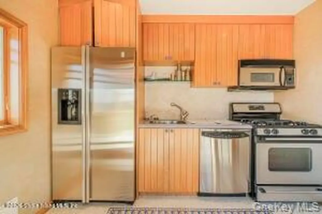 50 Wakefield Staten Island NY 10312
