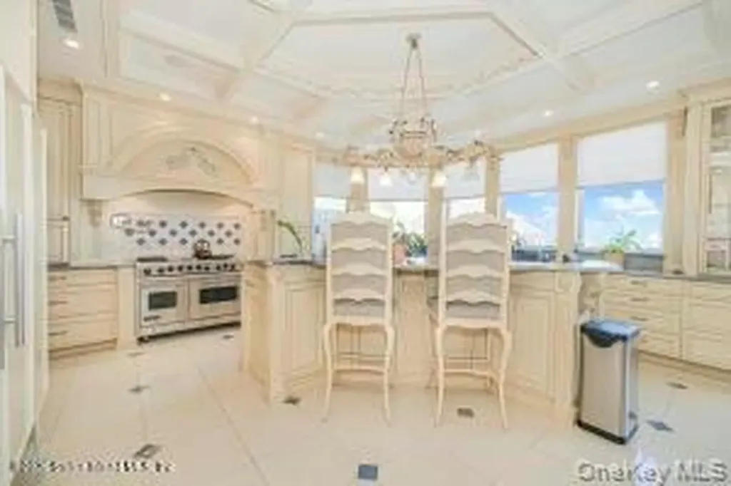 50 Wakefield Staten Island NY 10312