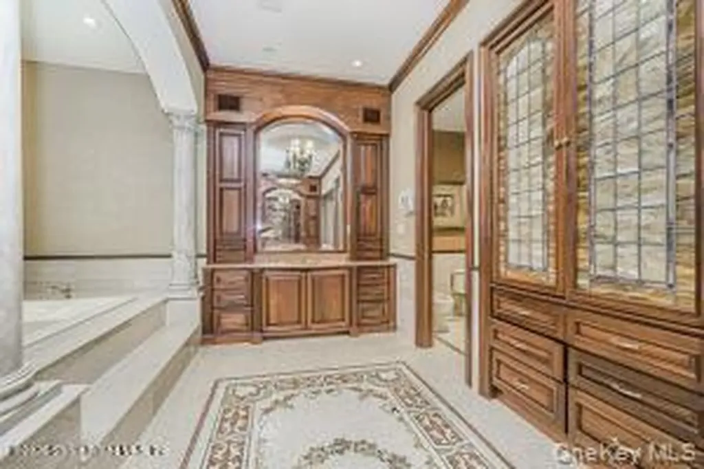 50 Wakefield Staten Island NY 10312