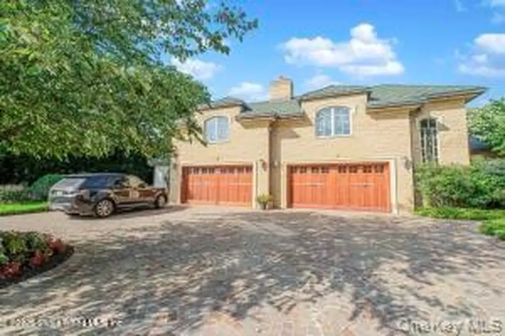 50 Wakefield Staten Island NY 10312