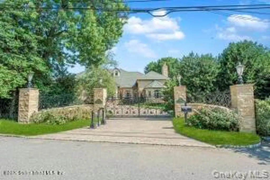 50 Wakefield Staten Island NY 10312