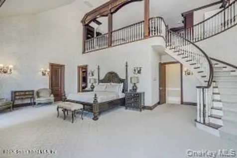 50 Wakefield Staten Island NY 10312