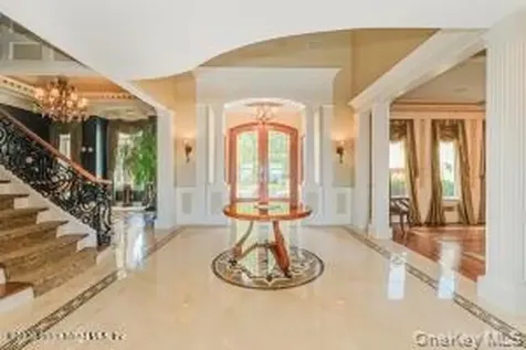 50 Wakefield Staten Island NY 10312