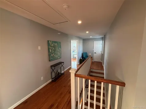 403 S Bayview Avenue Freeport NY 11520