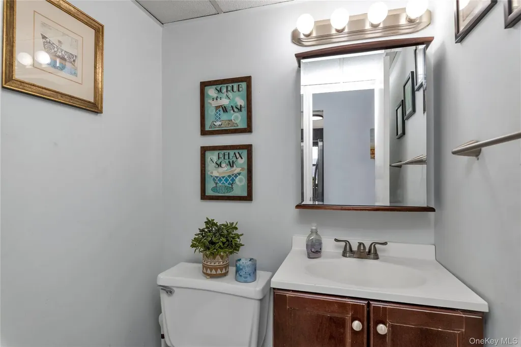 100 Clinton Avenue Mineola NY 11501