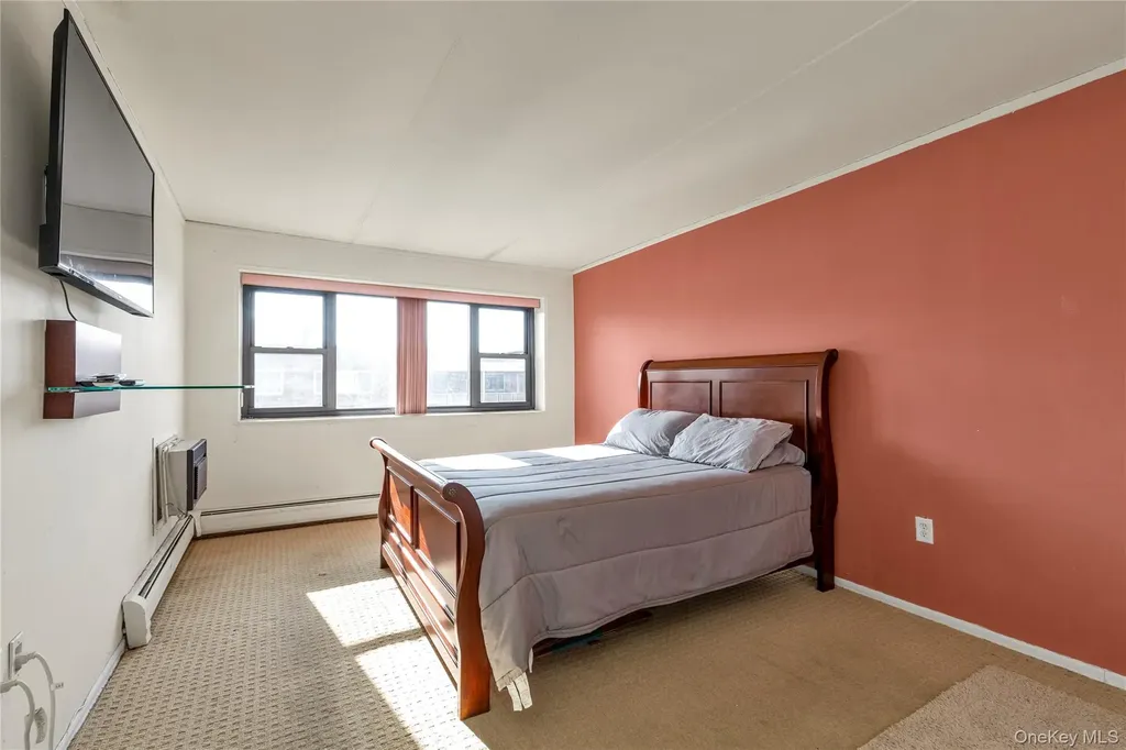 100 Clinton Avenue Mineola NY 11501