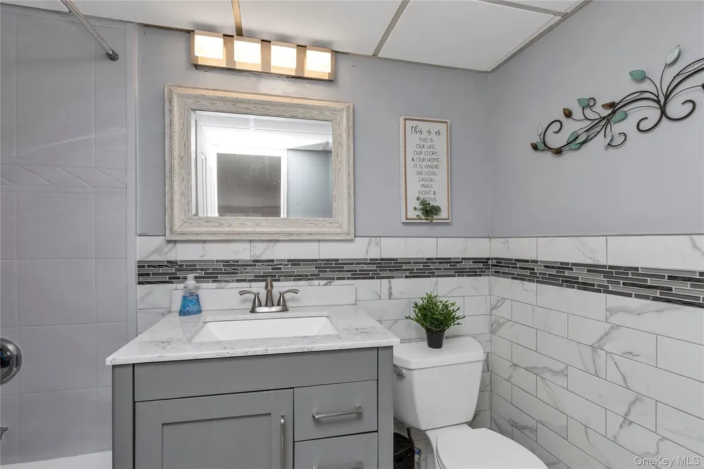 100 Clinton Avenue Mineola NY 11501