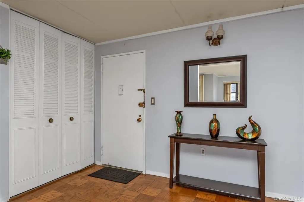 100 Clinton Avenue Mineola NY 11501