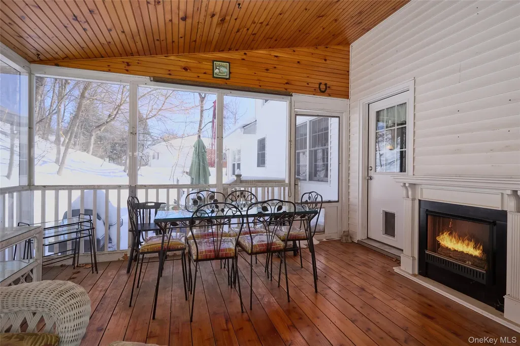 9 Rosalind Road Poughkeepsie NY 12601