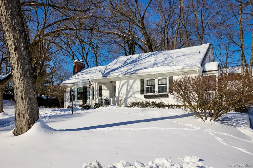 9 Rosalind Road Poughkeepsie NY 12601