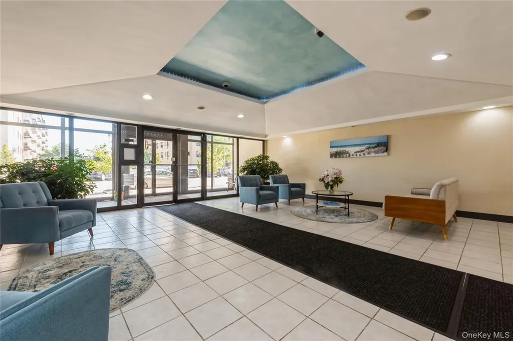 855 E Broadway Long Beach NY 11561