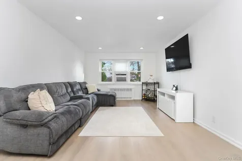 450 Pelham Road New Rochelle NY 10805