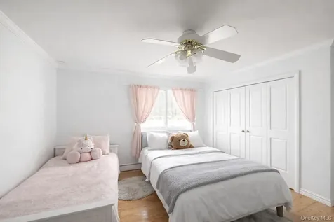 4 Manor Hills Drive Manorville NY 11949