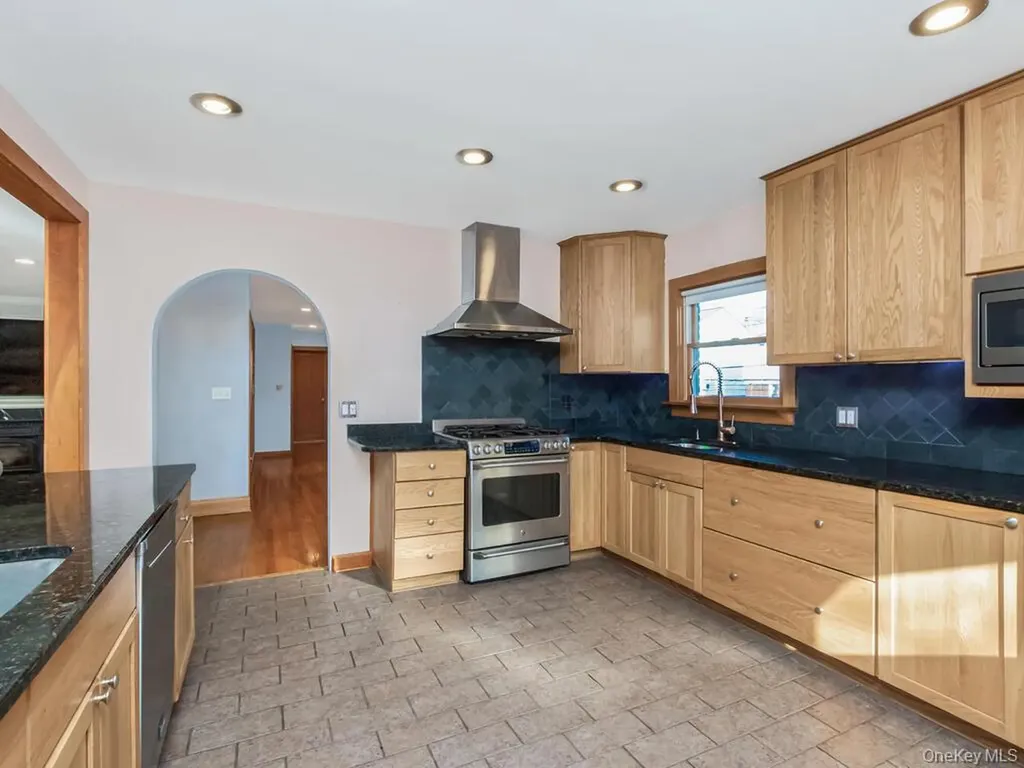 111 Alta Avenue Yonkers NY 10705
