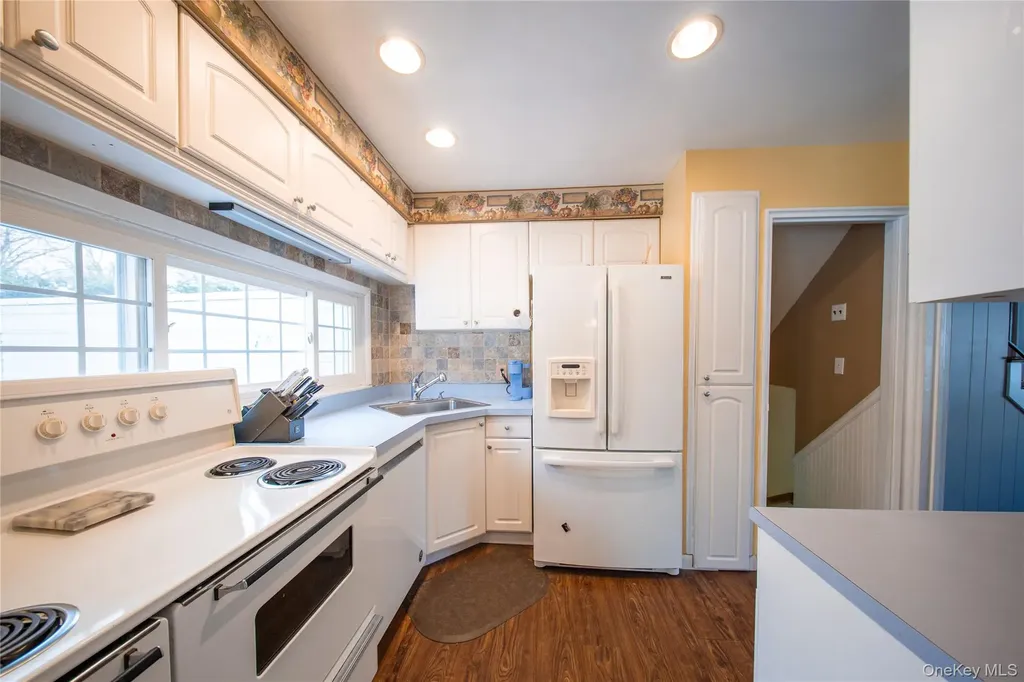 41 Foxhill Road Valhalla NY 10595
