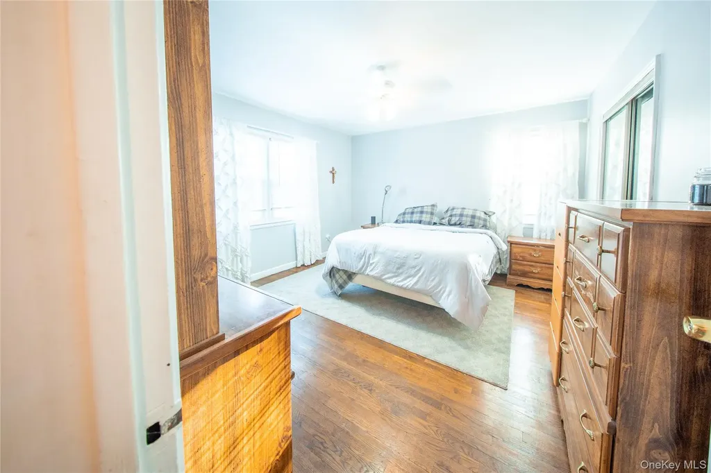 41 Foxhill Road Valhalla NY 10595