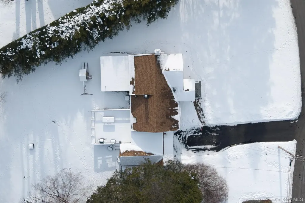 41 Foxhill Road Valhalla NY 10595