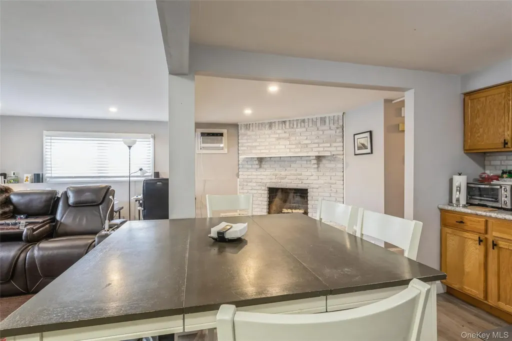2 Udalia Road West Islip NY 11795