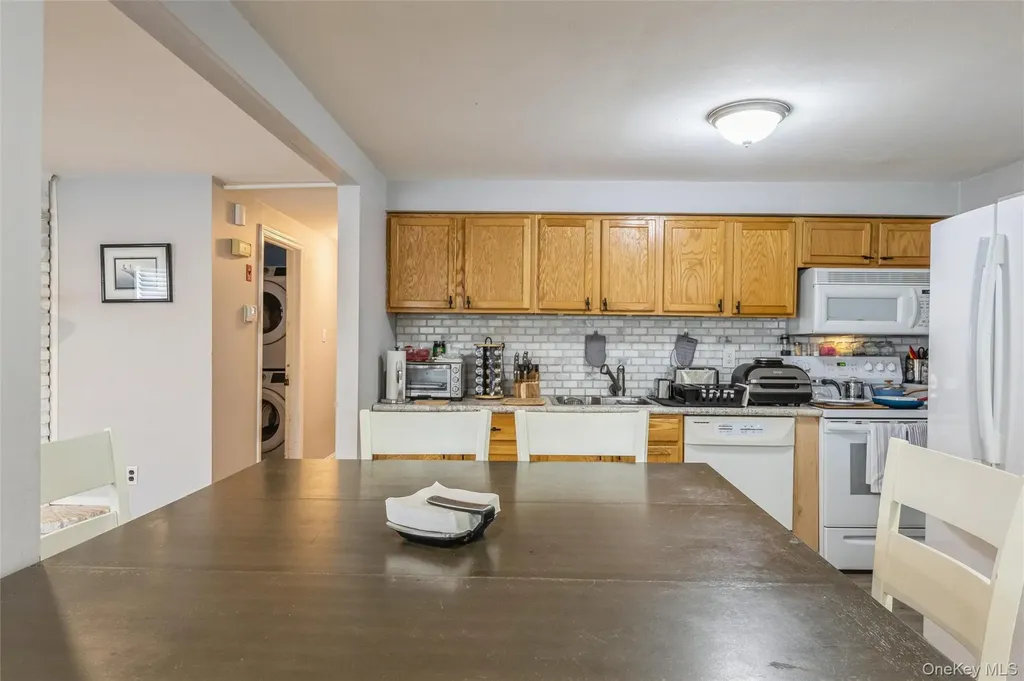 2 Udalia Road West Islip NY 11795