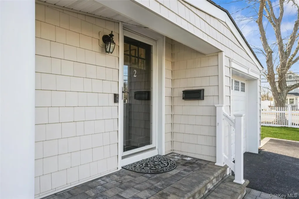 2 Udalia Road West Islip NY 11795