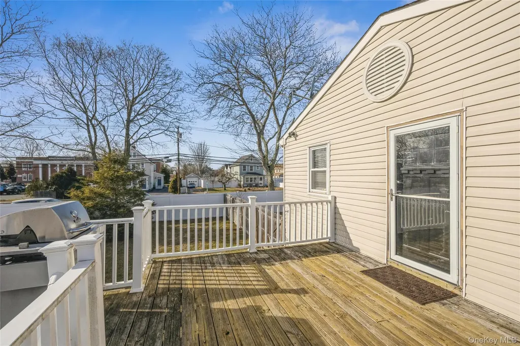 2 Udalia Road West Islip NY 11795
