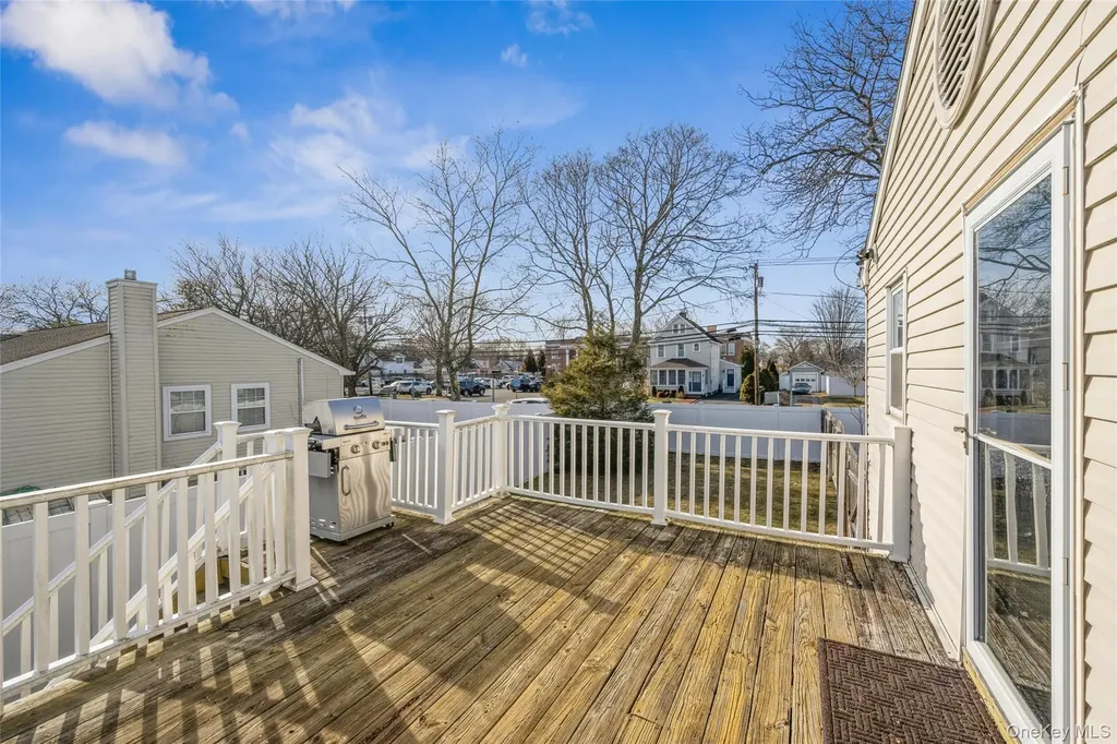 2 Udalia Road West Islip NY 11795