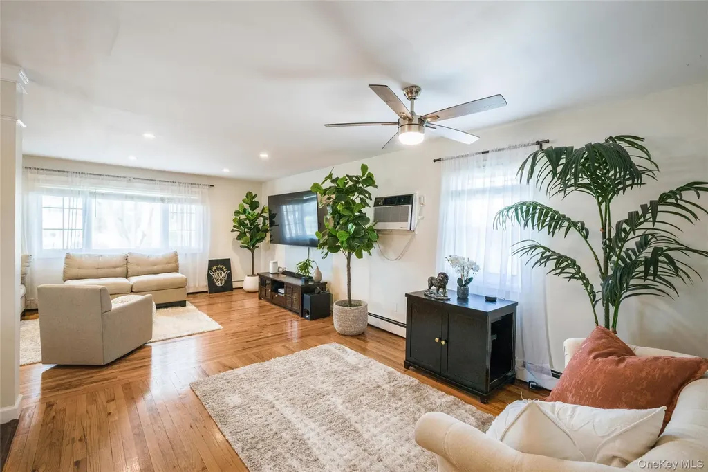 2 Udalia Road West Islip NY 11795