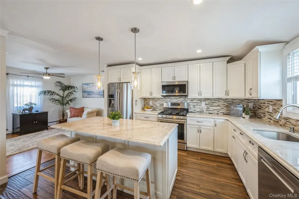 2 Udalia Road West Islip NY 11795