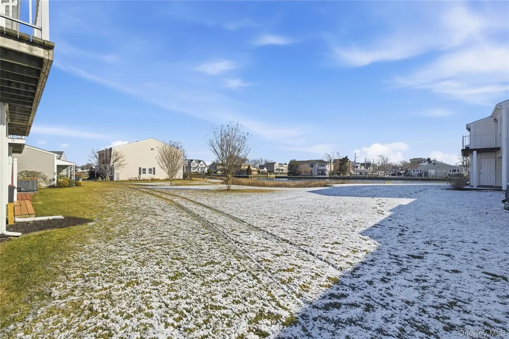 170 Harbor S Amityville NY 11701