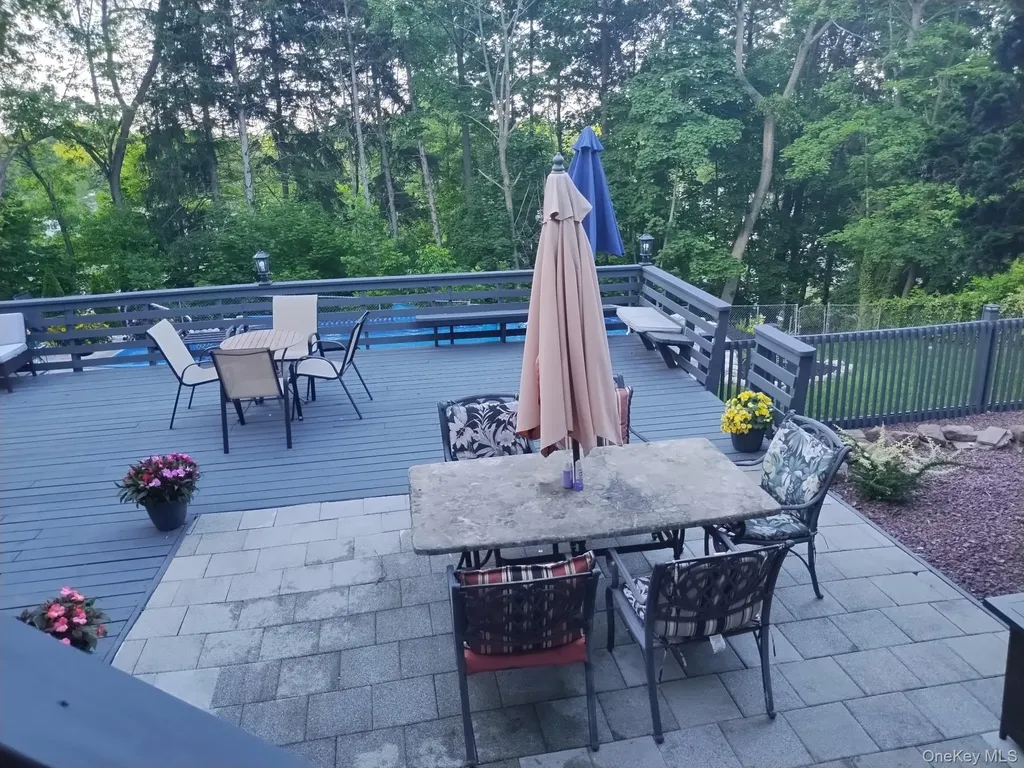 135 Standish Drive Pearl River NY 10965