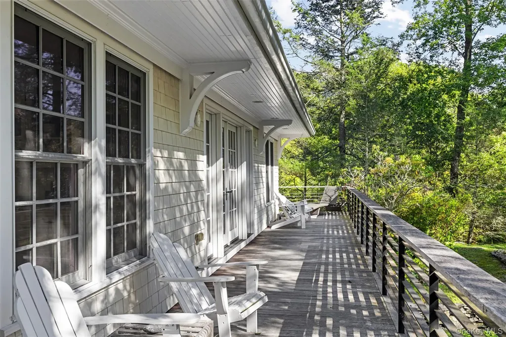 12 Bishop Park Road Pound Ridge NY 10576