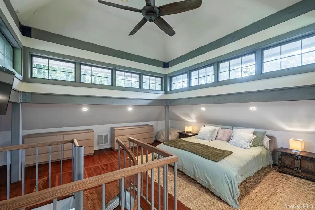 12 Bishop Park Road Pound Ridge NY 10576