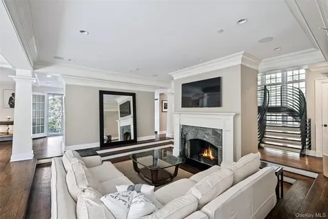 12 Bishop Park Road Pound Ridge NY 10576