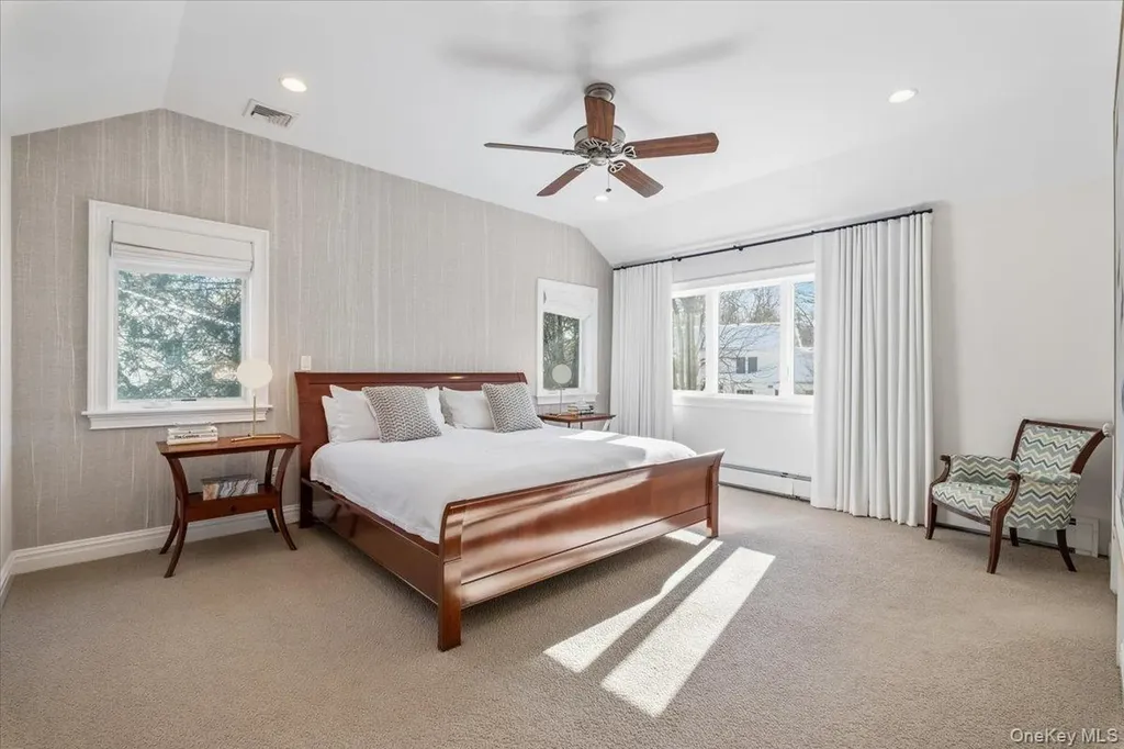 9 Thomas Lane Scarsdale NY 10583