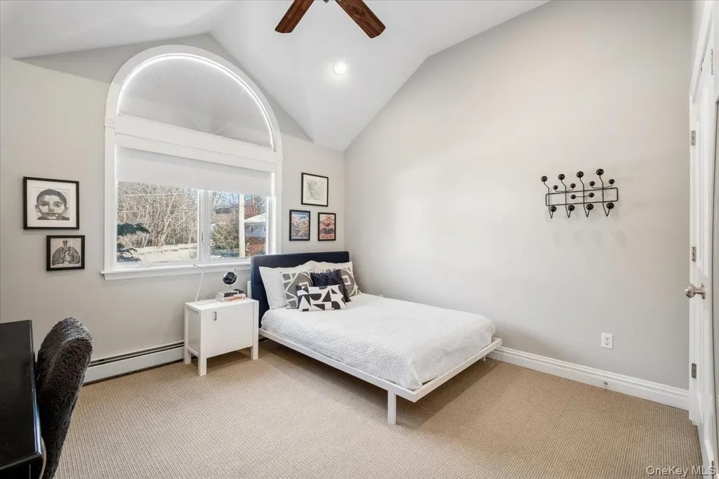 9 Thomas Lane Scarsdale NY 10583