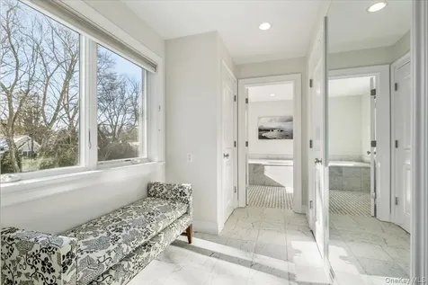9 Thomas Lane Scarsdale NY 10583