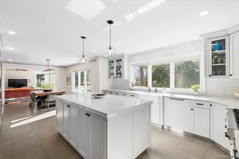 9 Thomas Lane Scarsdale NY 10583
