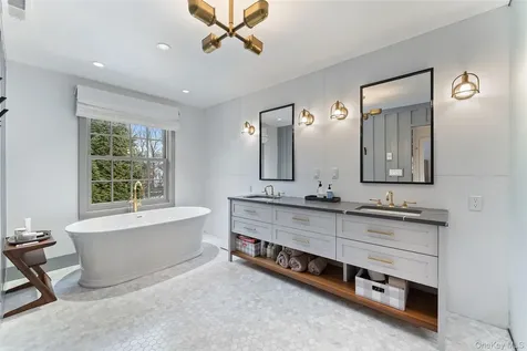 280 N Clayton Road Scarsdale NY 10583