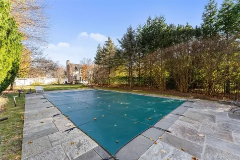 280 N Clayton Road Scarsdale NY 10583