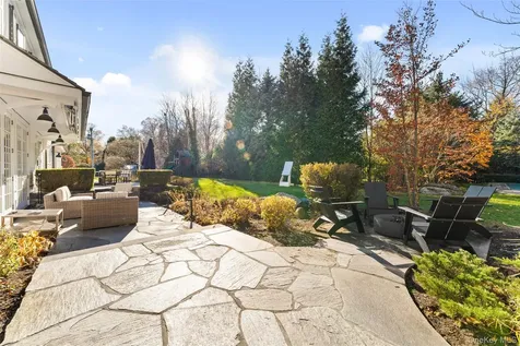 280 N Clayton Road Scarsdale NY 10583