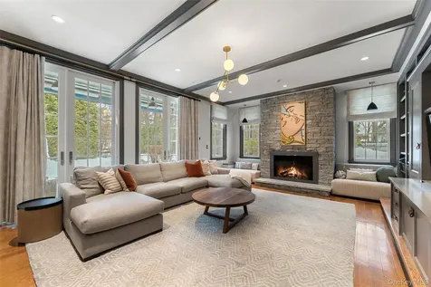 280 N Clayton Road Scarsdale NY 10583