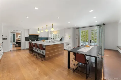 280 N Clayton Road Scarsdale NY 10583